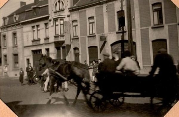 Premier Poste de Commandement – Image 3