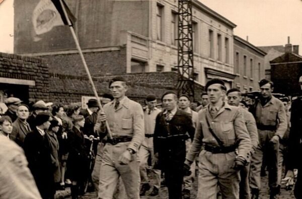 Drapeau du Groupe 51 – Image 3