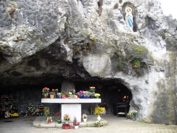 Grotte Notre-Dame de Lourdes – Image 11